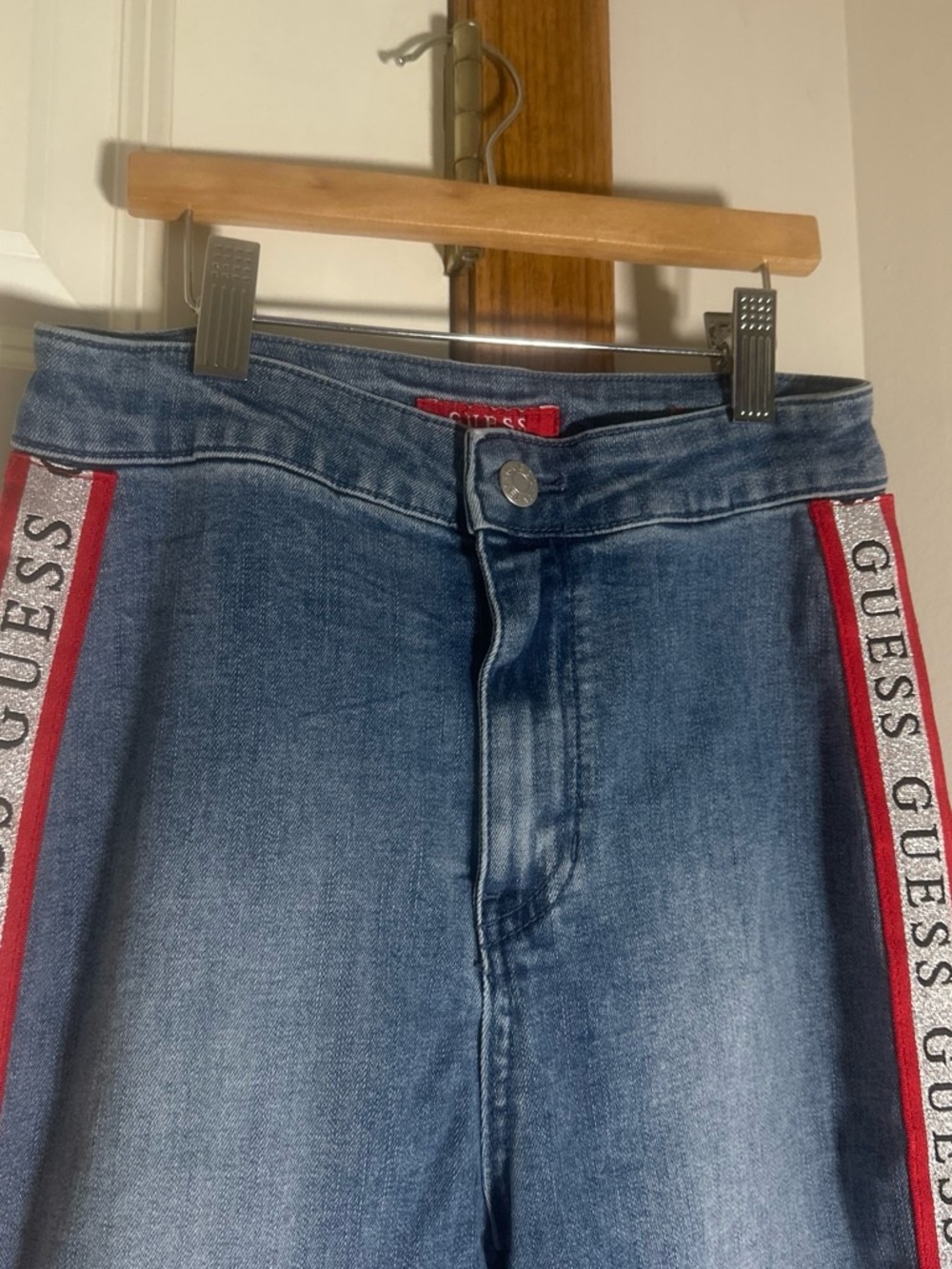 GUESS High-Rise Denim Jeans with Red Logo Trim